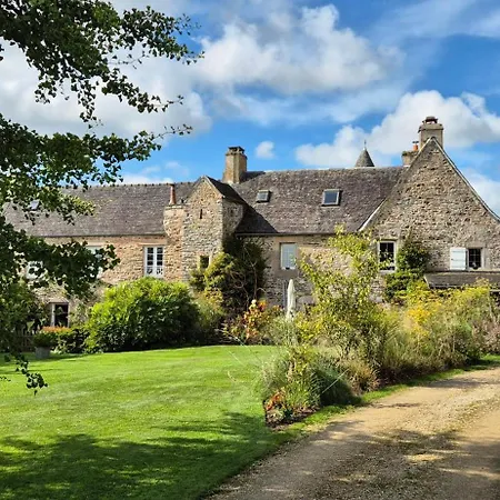 Gite De Charme Au Manoir Du Plessis-Quinquis Sainte-Seve Exterior foto