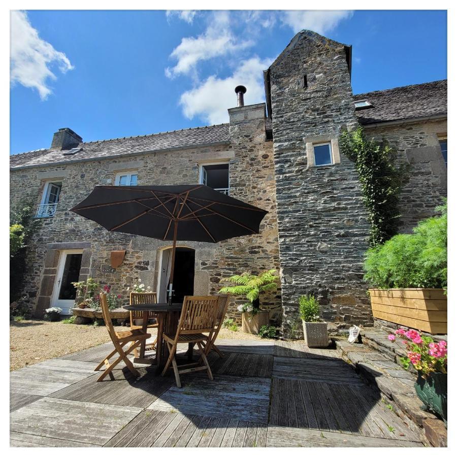 Hébergement de vacances De Charme Au Manoir Du Plessis-quinquis Sainte-Seve